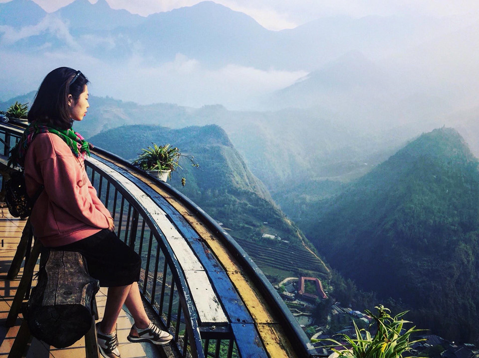 Đừng quên ghé quán cà phê Heaven, nằm ở vị trí đắc địa trong bản Cát Cát, và “chộp” lại những tấm hình “so deep”.