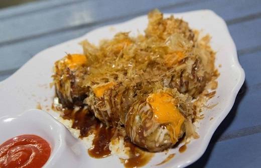 Bánh bạch tuộc nướng takoyaki Xóm Củi quận 8