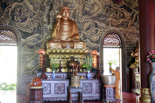 Khu Chánh điện Thiền viện Trúc Lâm Chân Nguyên