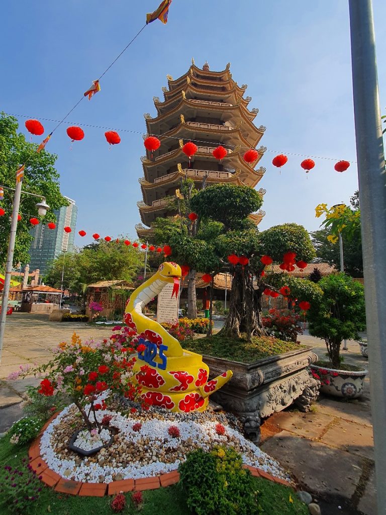 Không khí xuân ở pháp viện Minh Đăng Quang