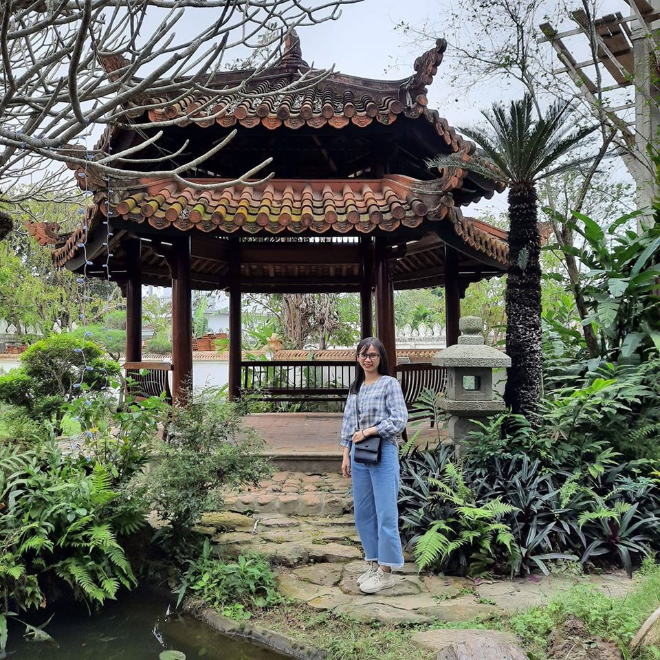 ngoi-chua-so-huu-kien-truc-tuyet-dep-giua-long-co-do-hue-ivivu-4 ngoi-chua-so-huu-kien-truc-tuyet-dep-giua-long-co-do-hue-ivivu-4