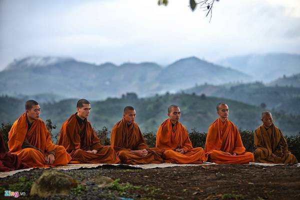 Không gian tĩnh lặng tại chùa Linh Quy Pháp Ấn