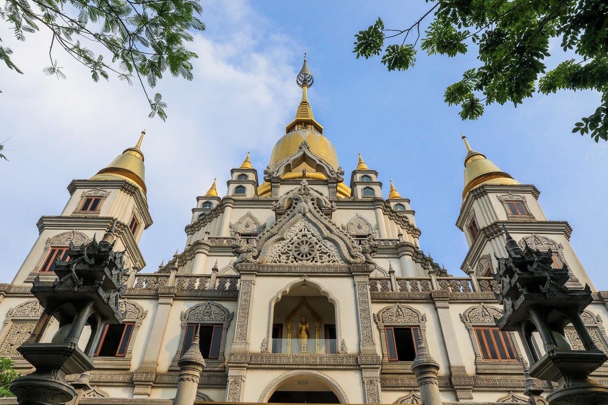 Bảo tháp Gotama Cetiya - ngôi bảo tháp lớn nhất Việt Nam tại Chùa Bửu Long