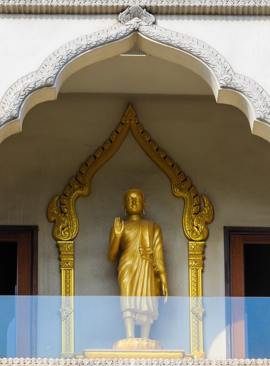 Tượng Phật Thích Ca tại bảo tháp Chùa Bửu Long
