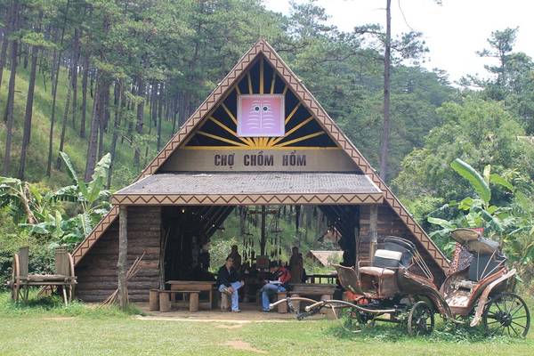 Chợ Chồm Hổm - điểm đến không thể bỏ qua khi du lịch làng Cù Lần Đà Lạt