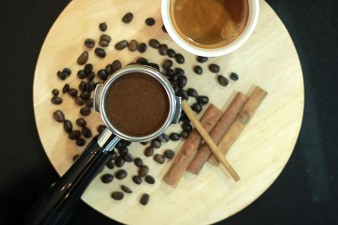 The Myra – Coffee & Tea luôn có những món đặc trưng như cà phê truyền thống, trà, mojito, các món đá xay... được pha chế theo công thức riêng.
