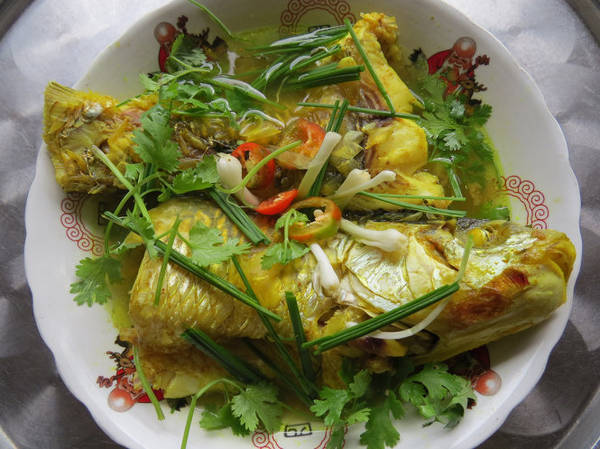 Món cá trôi kho lạt - Ảnh: MINH KỲ