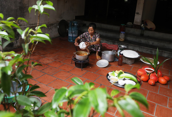 Gạo nếp cái hoa vàng dùng làm chè lam Đường Lâm