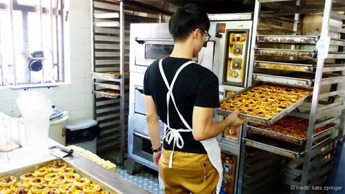 Bên trong tiệm bánh Lord Stow trên đảo Coloane