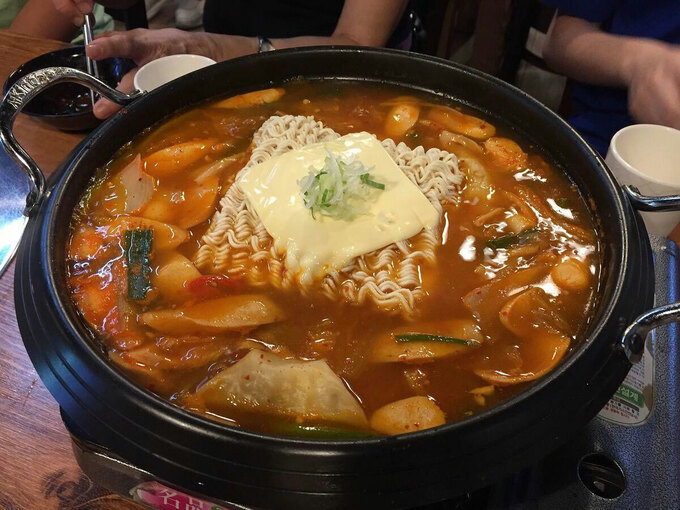 Nguồn gốc món lẩu quân đội