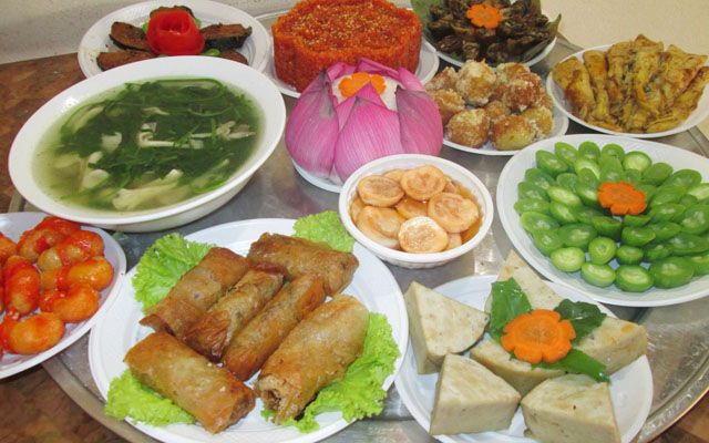 Thực đơn chay đa dạng tại Liên Hoa Đà Nẵng