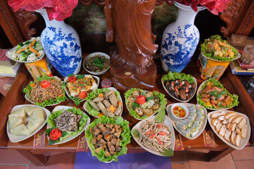 Không gian Tịnh Thực Quán nhà hàng chay Hà Nội