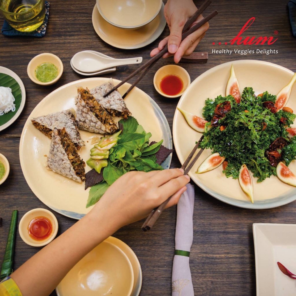 Bữa ngon thanh mát tại nhà hàng chay TPHCM Hum Lounge