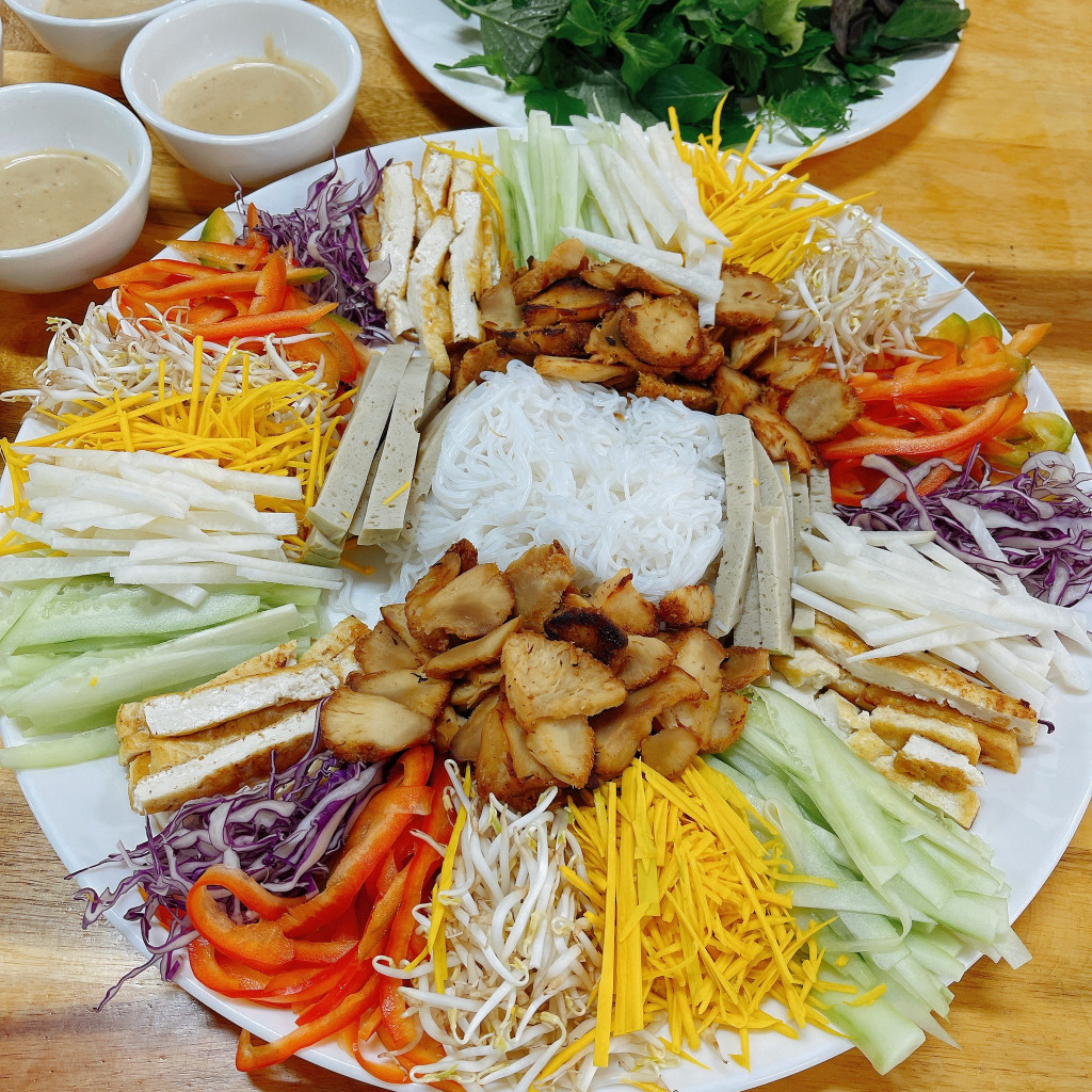 Món ăn chay tại Tatalắc Quảng Ninh
