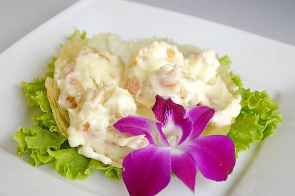 Nhà hàng có một thực đơn món Thái vô cùng phong phú, hấp dẫn.