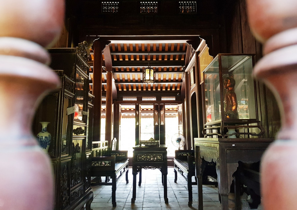 Cổ vật và đồ gỗ nội thất quý giá trong nhà rường Huế
