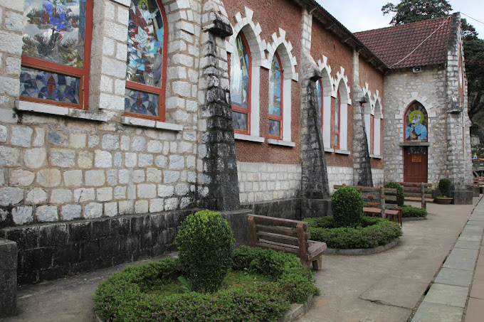 nha-tho-da-sapa-ivivu-4