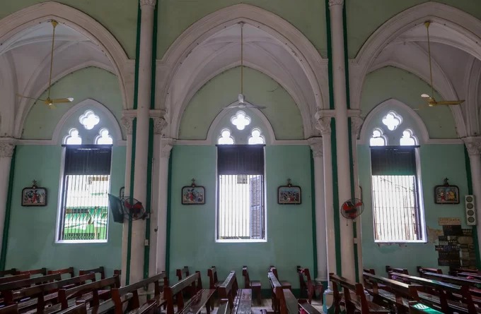 Chi tiết trang trí tại Nhà thờ Cha Tam