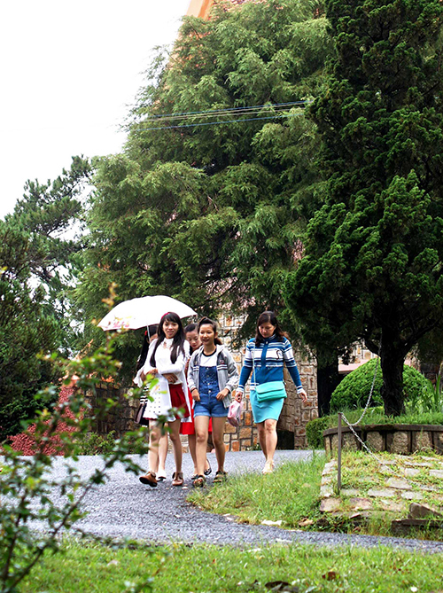 Nhà thờ Domaine de Marie vẫn duy trì các hoạt động từ thiện xã hội tại Đà Lạt