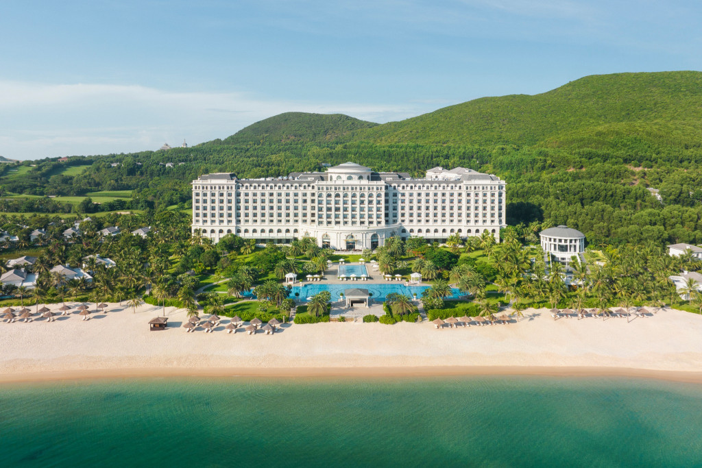 Khung cảnh biển thơ mộng tại Nha Trang Marriott Resort & Spa