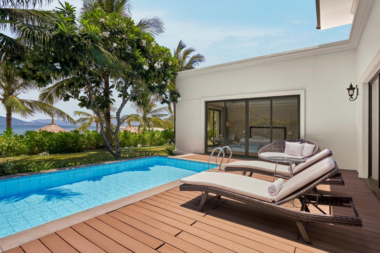 Món ăn tinh tế được chuẩn bị bởi đầu bếp 5 sao tại Nha Trang Marriott Resort & Spa