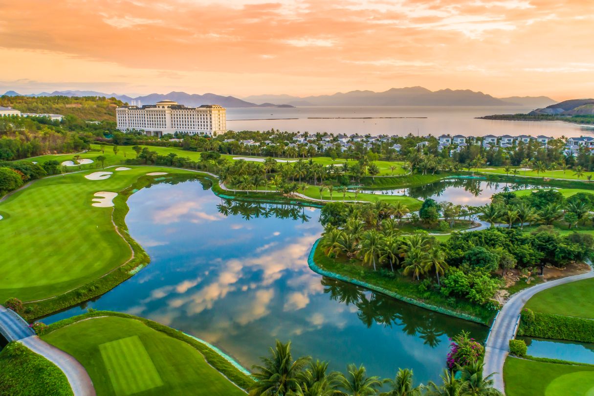 Sân golf đẳng cấp quốc tế Vinpearl Golf Nha Trang
