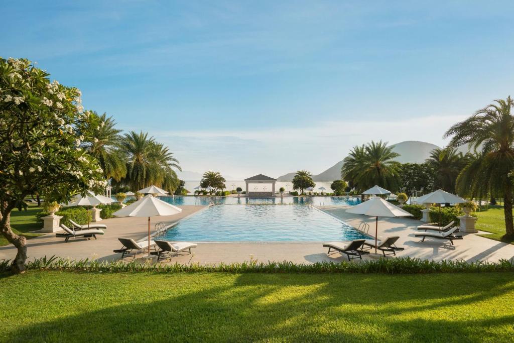Không gian thư giãn sang trọng tại Nha Trang Marriott Resort & Spa