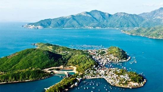 Phố biển Nha Trang nhìn từ trên cao