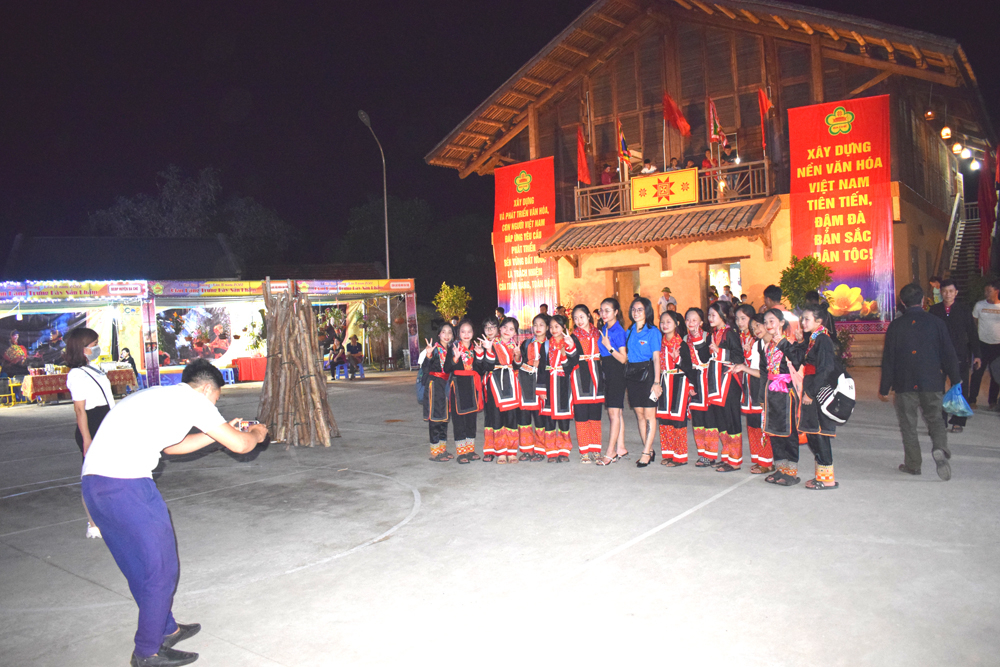 Nhà truyền thống cộng đồng người Dao. Ảnh: Báo Quảng Ninh.