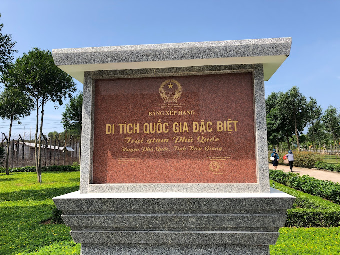 Di tích quốc gia đặc biệt. Ảnh: Ba Phu Nguyen.