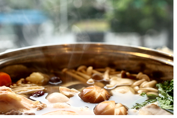 Du lịch Sài Gòn - Lẩu hải sản nấm Yumfresh với hương thơm sảng khoái