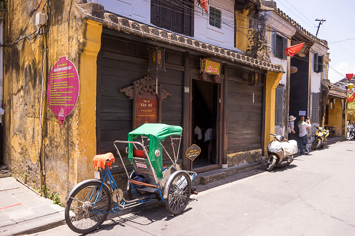 nhà-cổ-Tấn-Ký-ivivu