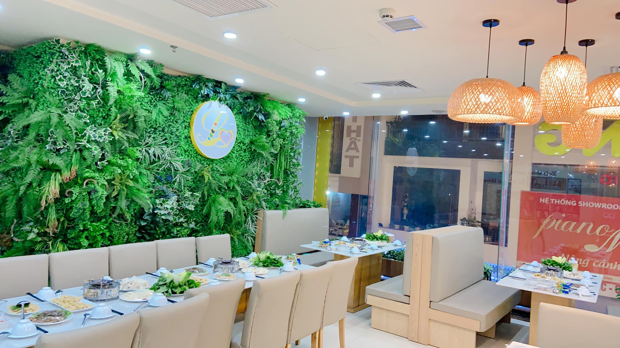Nhà hàng chay Quảng Ninh Loving Hut Hạ Long