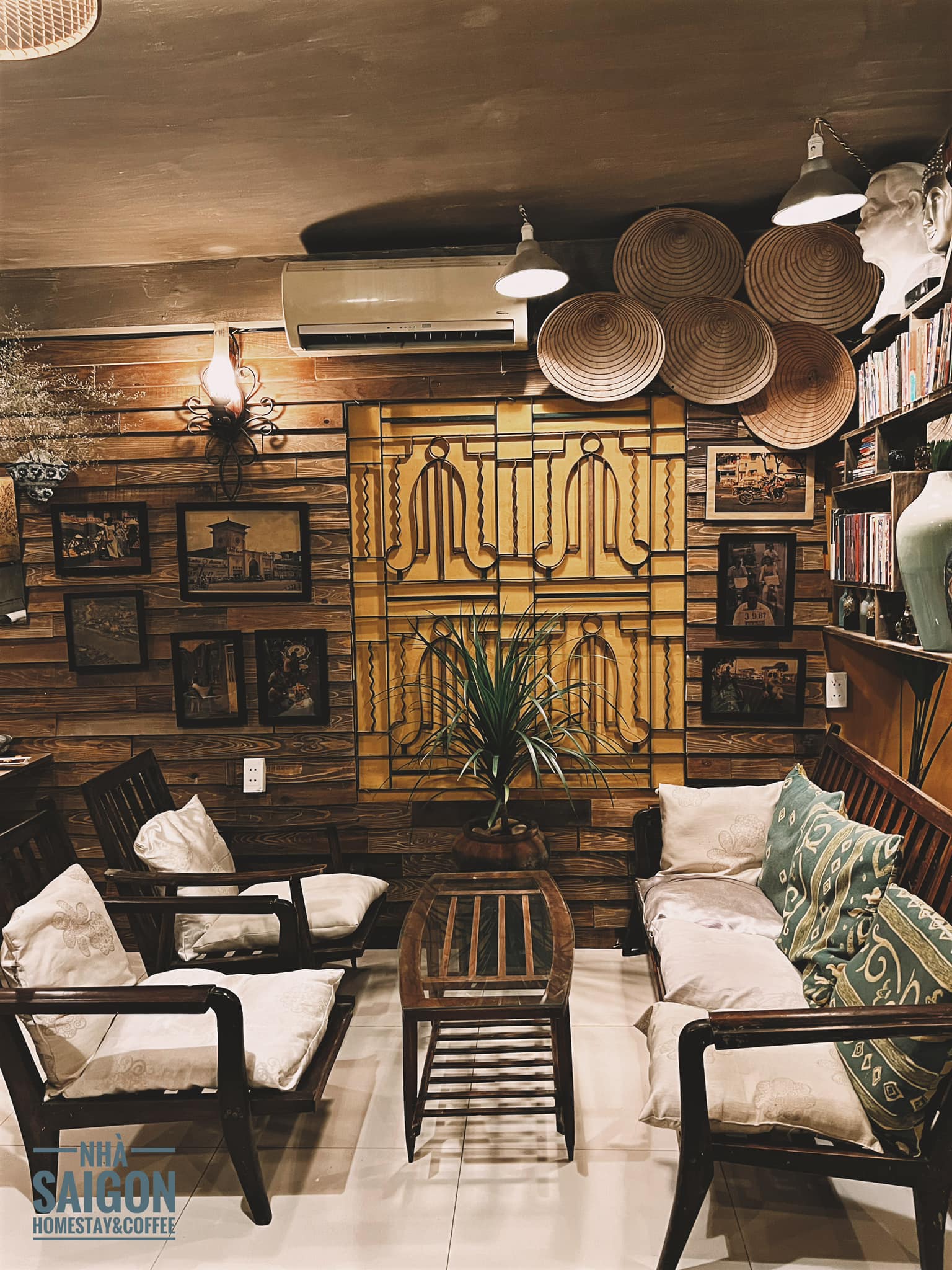 Phòng decor Nhà Saigon Homestay Sài Gòn
