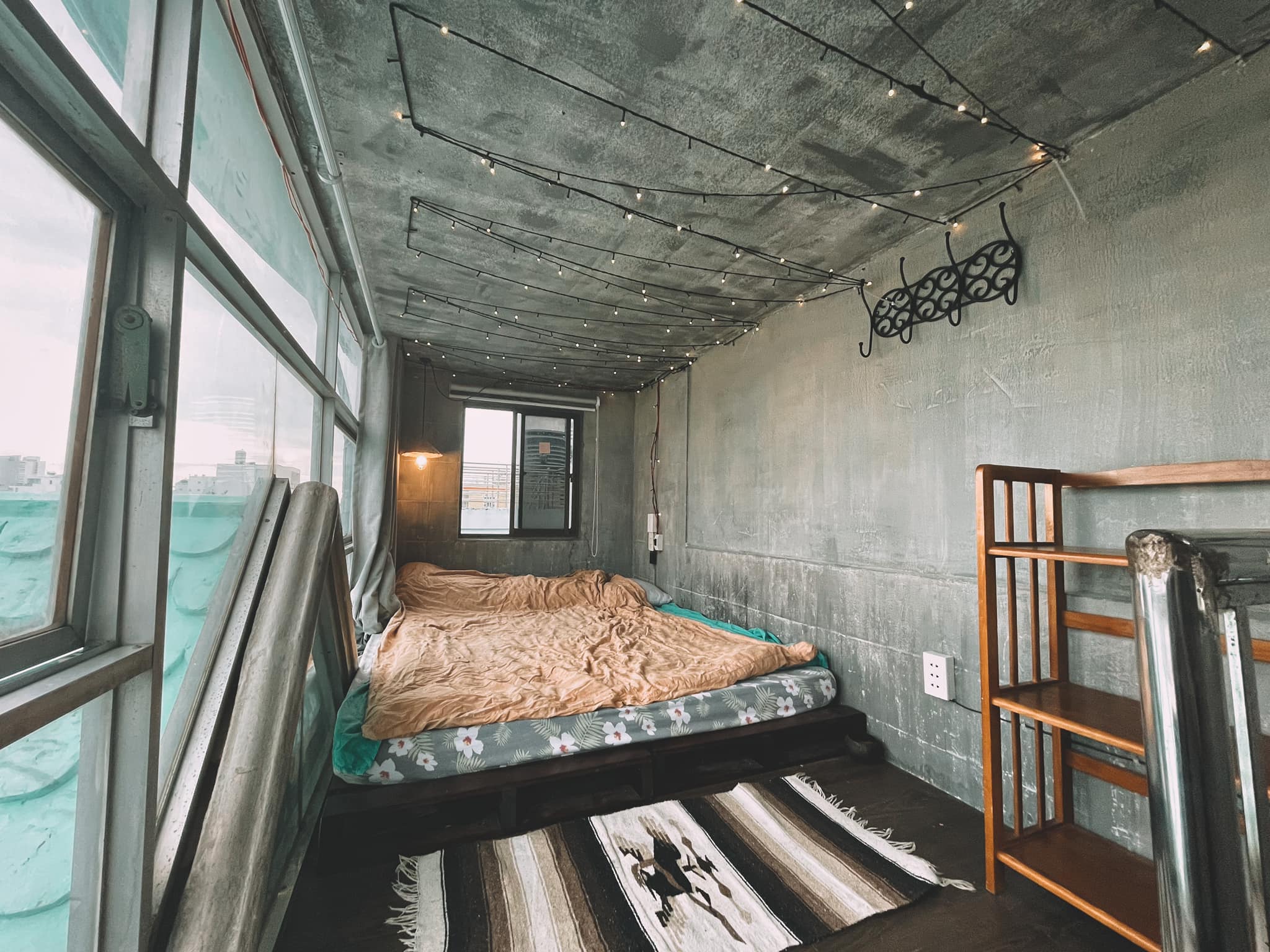 Không gian hoài cổ Nhà Saigon Homestay Sài Gòn