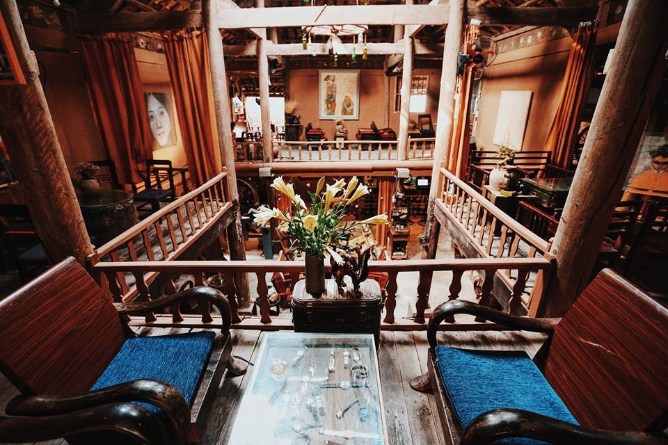 Không gian vintage tại Nhà sàn Art Coffee Hà Nội