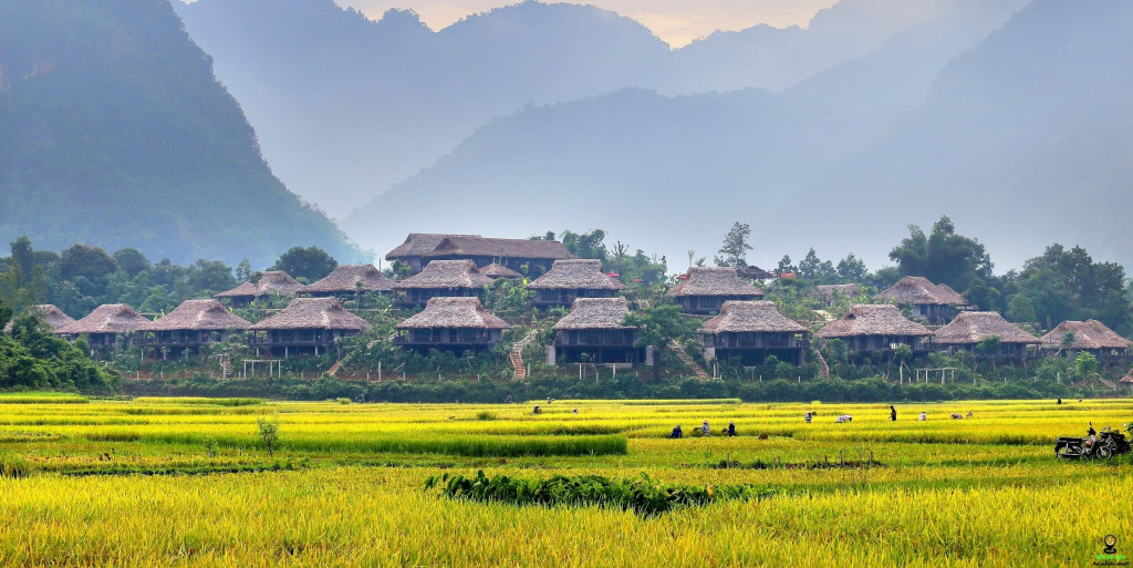 Các bản làng bình yên giữa các thung lũng ở Tây Bắc