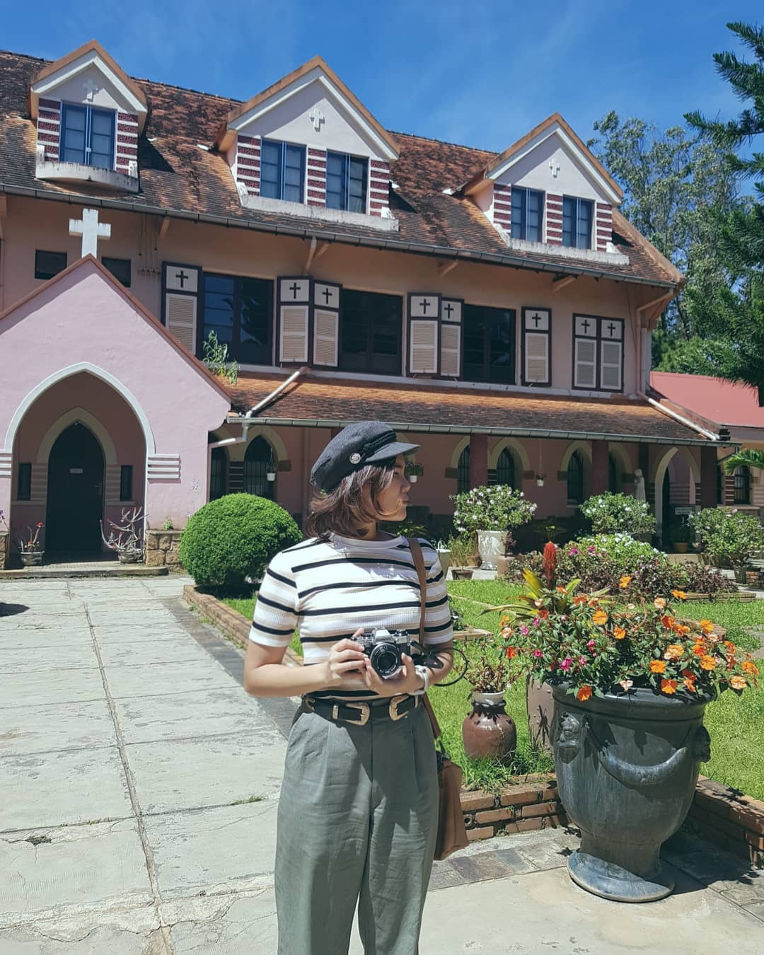 Nhà- thờ -Domaine- de- Marie-ivivu-2
