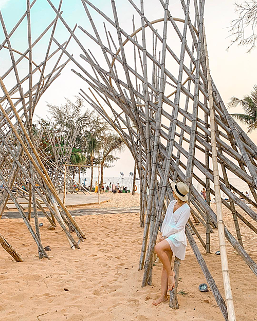 Sunset Sanato Beach Club Bãi Trường Phú Quốc