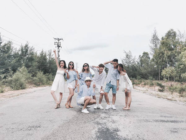 nhin-bo-anh-dang-yeu-quen-sau-cua-nhom-ban-than-nay-ai-dam-bao-di-du-lich-quang-ninh-la-it-cho-de-pose-ivivu-9 nhin-bo-anh-dang-yeu-quen-sau-cua-nhom-ban-than-nay-ai-dam-bao-di-du-lich-quang-ninh-la-it-cho-de-pose-ivivu-9
