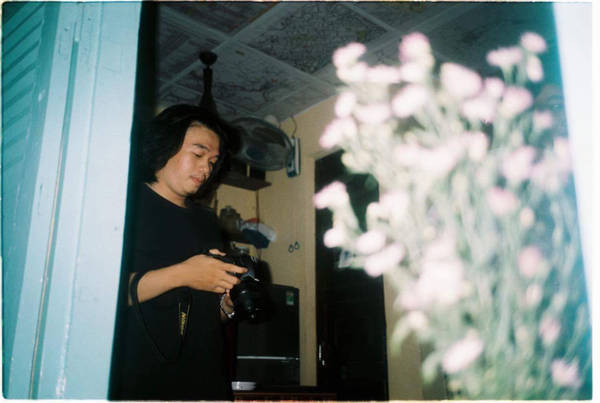 Không gian hẻm cà phê Sài Gòn ấm cúng