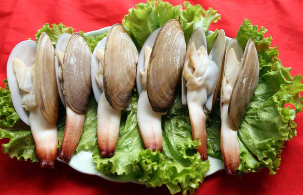Tu hài đặc sản Cô Tô chế biến