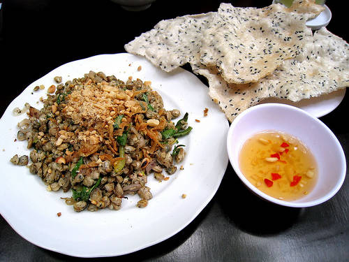 Du lich Nghe An - Đặc sản Bánh đa xúc hến Du lich Nghe An - Đặc sản Bánh đa xúc hến