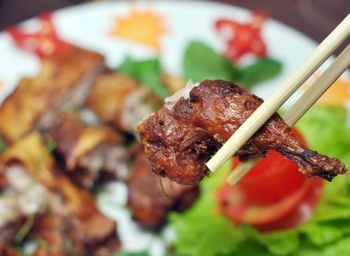 Món ngon áp chảo từ chuột đồng miền Tây