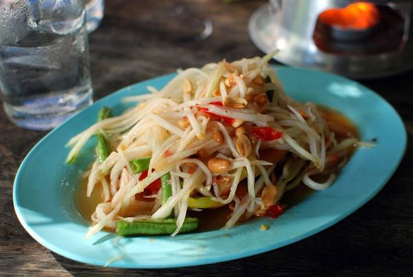 Tam Mak Houng (nộm đu đủ xanh) - Đặc sản Lào Luang Prabang