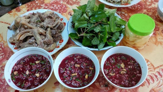 nhung-dac-san-viet-khien-khach-tay-kinh-hai-ivivu-3