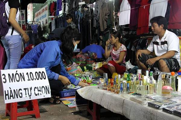 Chợ đêm Thủ Đức sầm uất