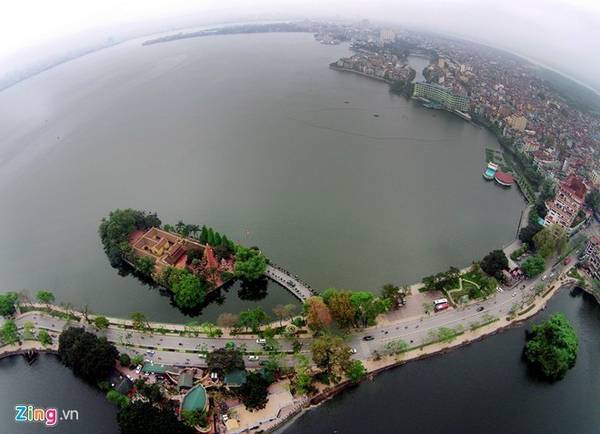 Khung cảnh hoàng hôn tuyệt đẹp tại Hồ Tây Hà Nội