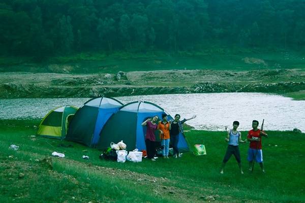 Trải nghiệm trekking dã ngoại tại núi Hàm Lợn Sóc Sơn