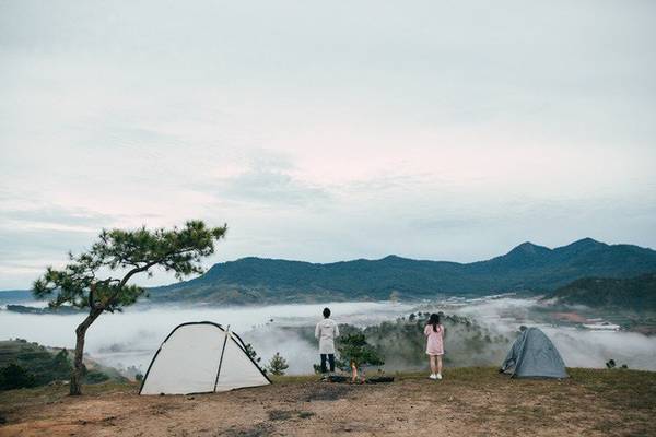 Bình minh đồi Thiên Phúc Đức